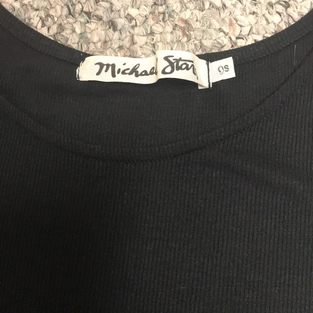 Too - Picture 3 of 3